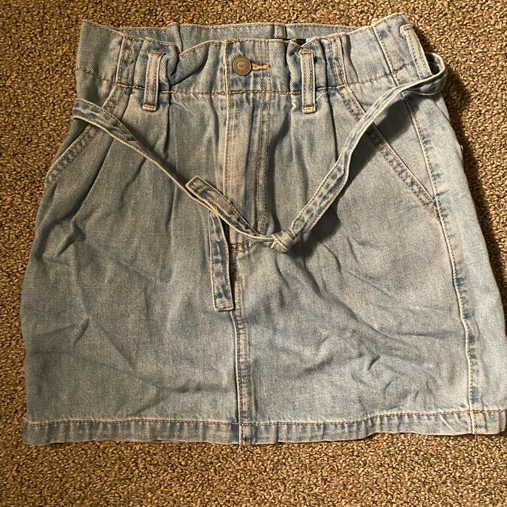 Hollister Ultra High-Rise Skirt